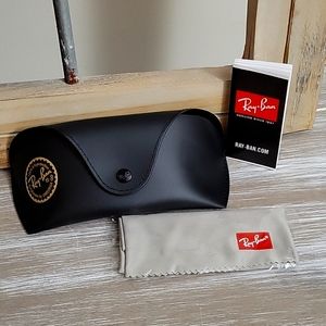 NWOT - RayBan Sunglasses Eyeglasses Case With Cleaning Cloth